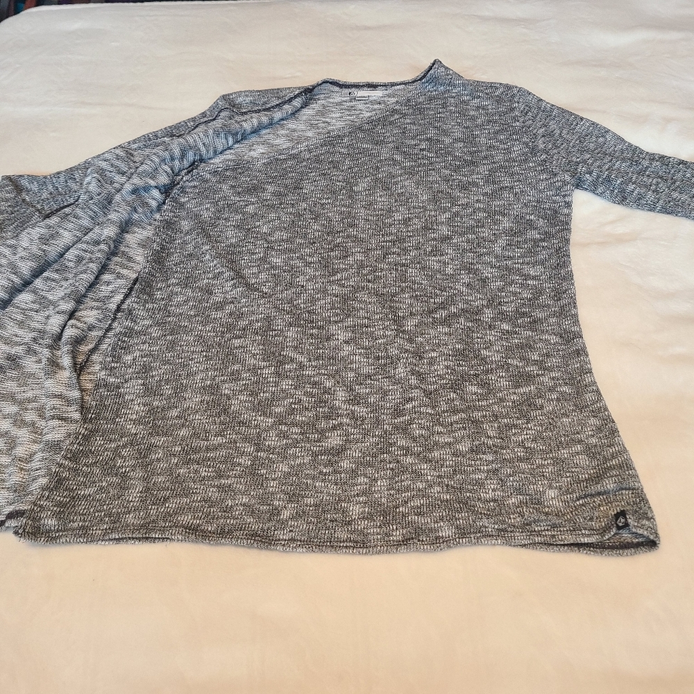 Volcom Cardigan - Picture 4 of 11